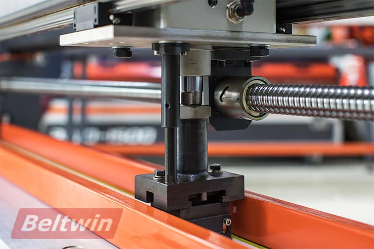 Automatischer PVC-PU-Gürtel-Fingerlocher TB1000-4000