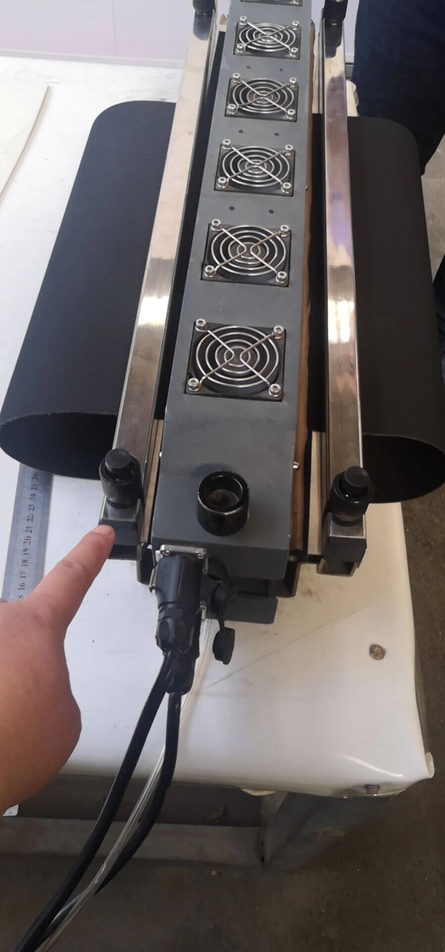 Kompakte Bandspleißpresse mit Luftkühlung 600 x 50 mm