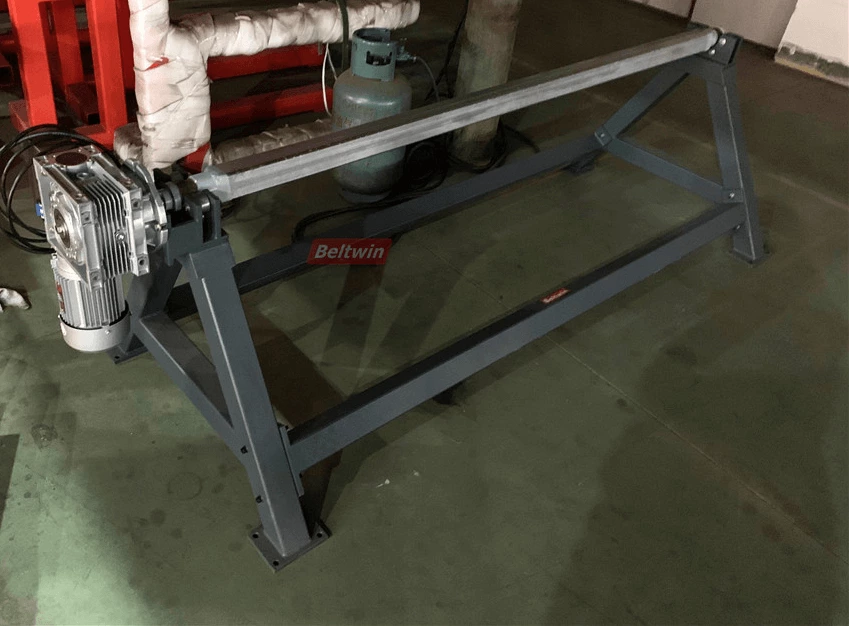 Conveyor Belt Slitter with Winder & Rewinder (Verbesserte Version)