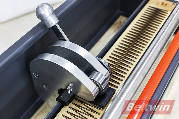 Handbuch PVC PU Gürtel Finger Puncher Die Board 300-1500