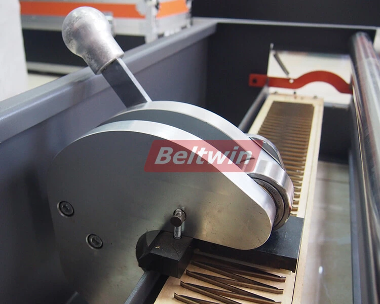 Handbuch PVC PU Gürtel Finger Puncher Die Board 300-1500