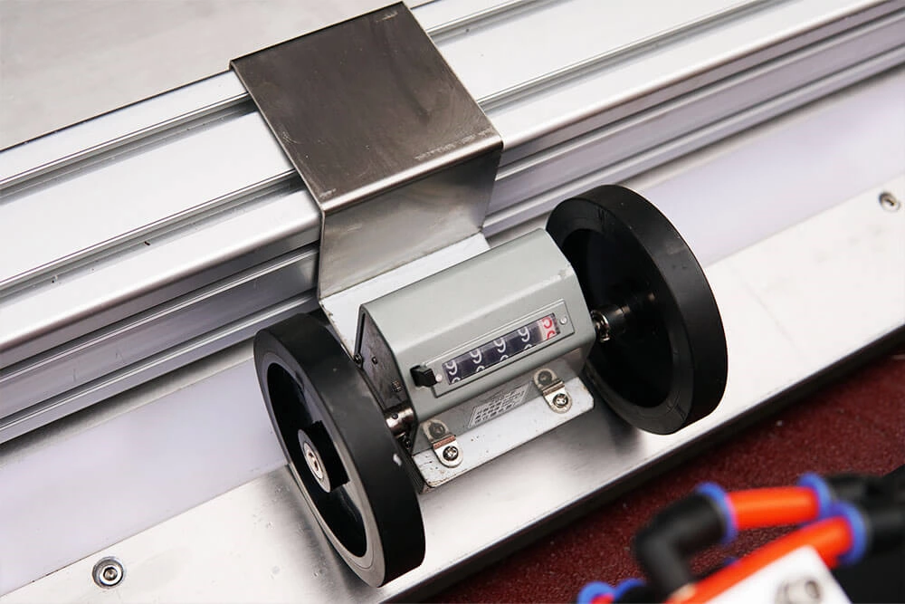 PVC-PU-Förderbandschneider CA2000-3000, Schneidemaschine