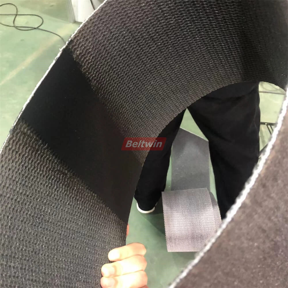 So spleißen Sie PVK-Riemen mit einer Luftkühlpresse und einem automatischen Fingerstanzer-2