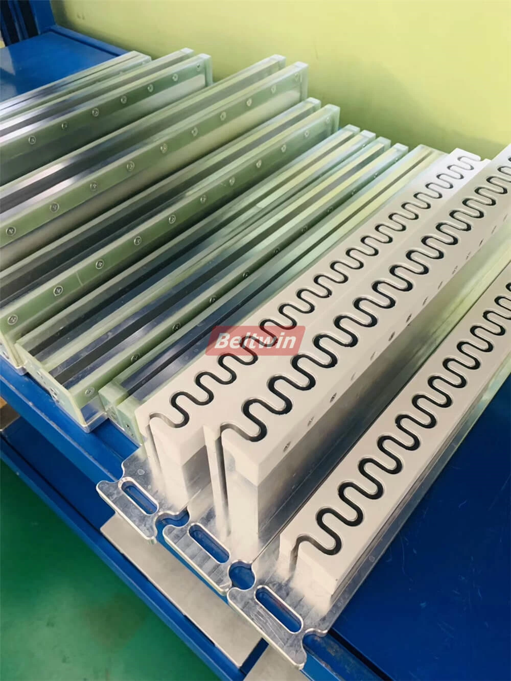 Lieferung der 12-kW-Hochfrequenzmaschine im Februar 2020