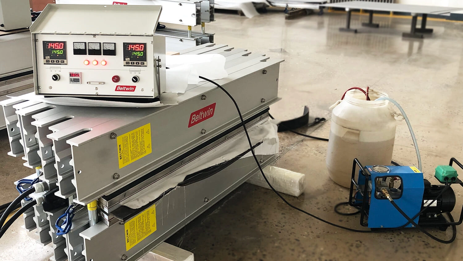 Beltwin Gummiband-Vulkanisierer für 1200-mm-Gürtel