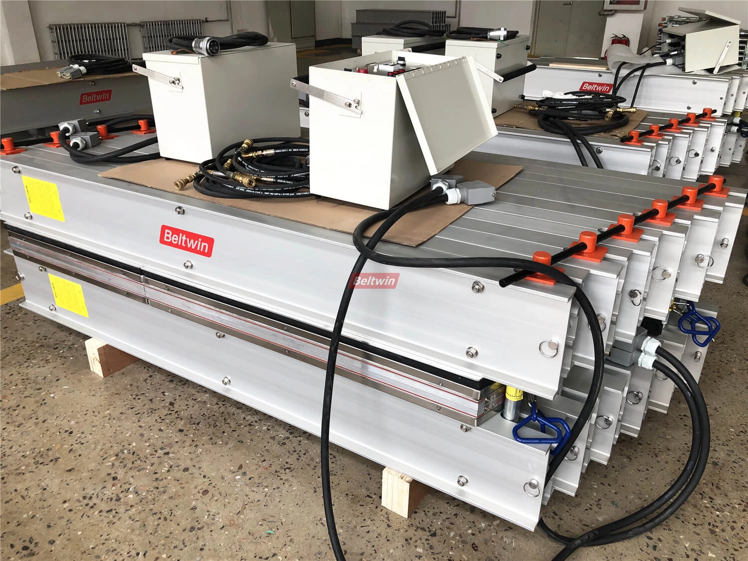Beltwin Gummiband-Vulkanisierer für 1600-mm-Gürtel