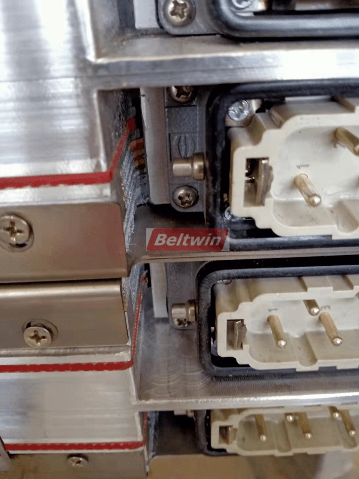 Vulkanisator-Heizplatte 710 * 1420 mm 22 Grad mit Druckbeutel und Druckausgleichsplatte, passend für Almex-Teilvulkanisator, Versand nach Australien.