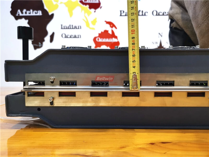 Betriebsvideo für Luftkühlungspresse 600 * 50 mm