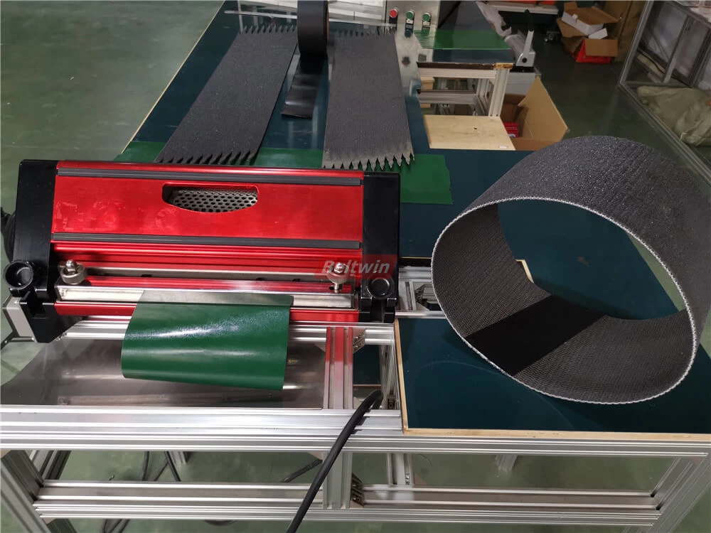 So spleißen Sie PVK-Riemen mit einer Luftkühlpresse und einem automatischen Fingerstanzer-1