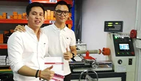 Thailand-Reise 2019: Kundenfeedback in Thailand für Beltwin Zahnriemenschneidemaschine Tag 4