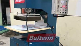 Lieferung der HF-Maschine nach Algerien