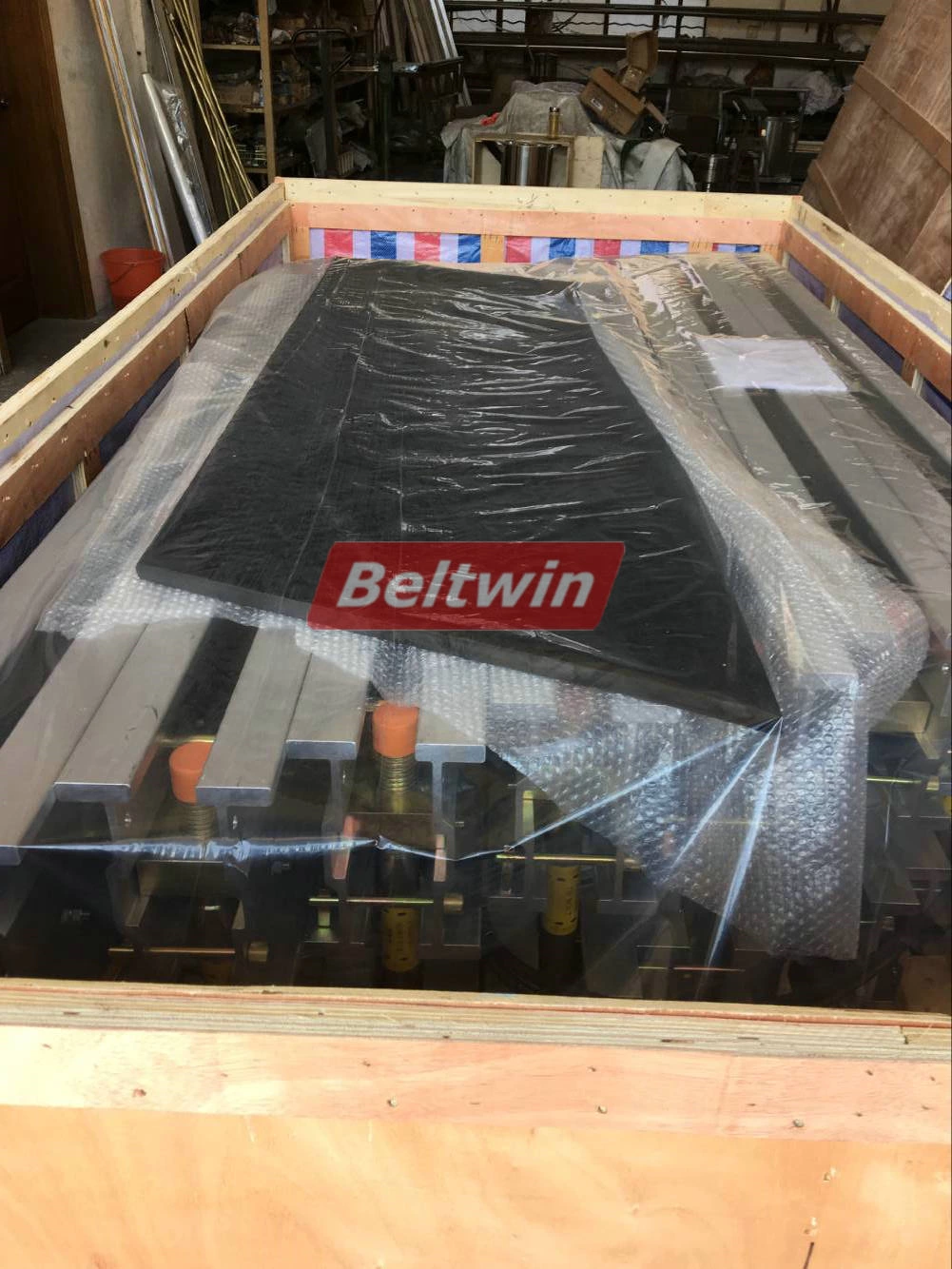 Beltwin Vulcanizer DSLQ-S 5665, Lieferung nach Südamerika