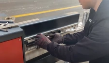 So stellen Sie die Dichtung und das Messer eines kleinen Schneidemessers ein