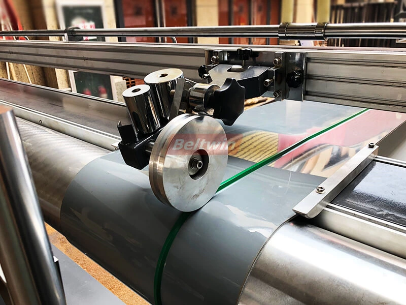 Bandführungsmaschine 3000 mm Test und Lieferung in die Niederlande