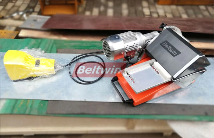 Beltwin PVC/PU Bandprozessmaschinen Lieferung nach Kanada (Bandtrennen/Fingerstanzen/Fügen)