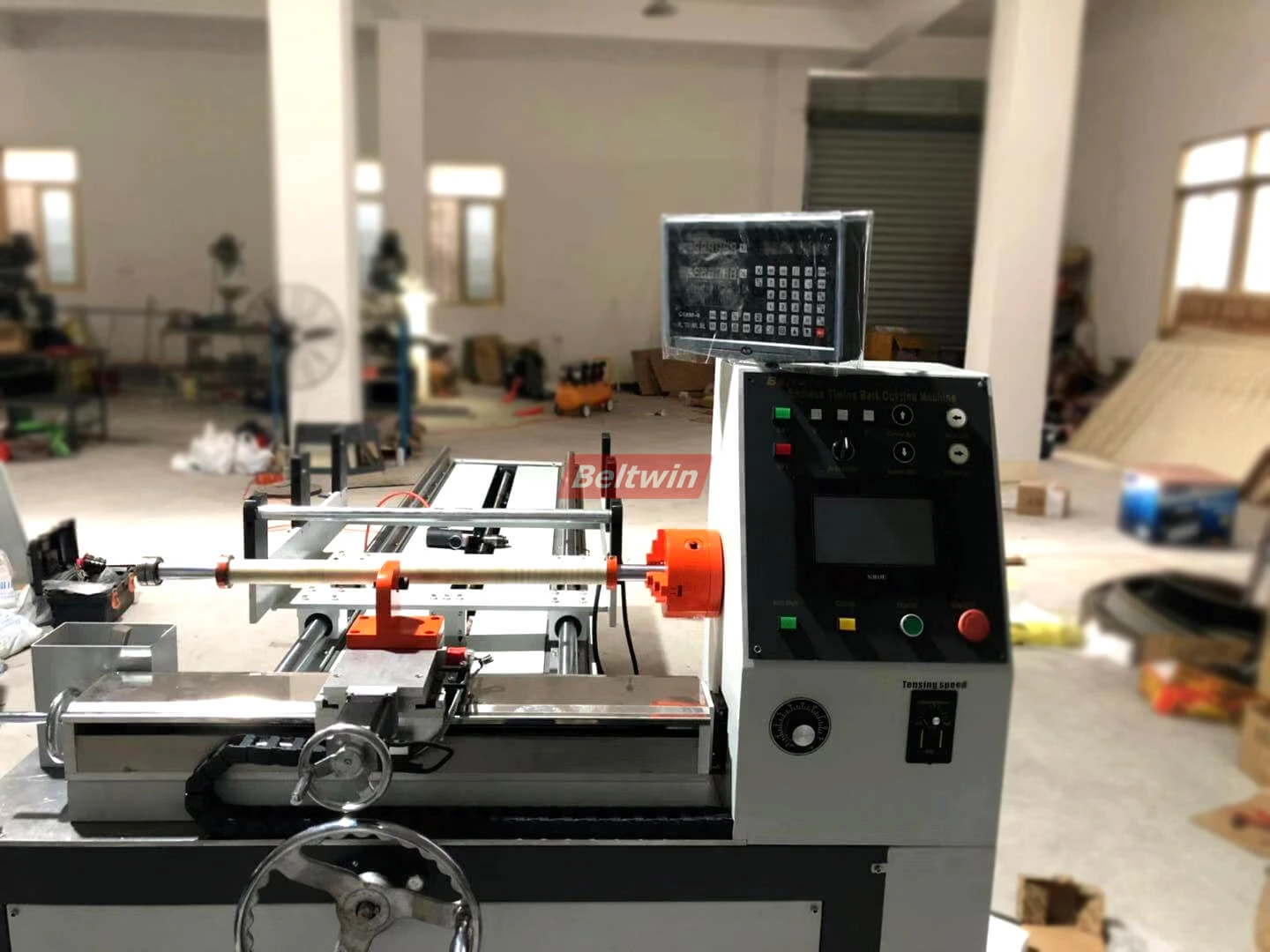 Automatische Zahnriemen-Schneidemaschine Finish-Produktion