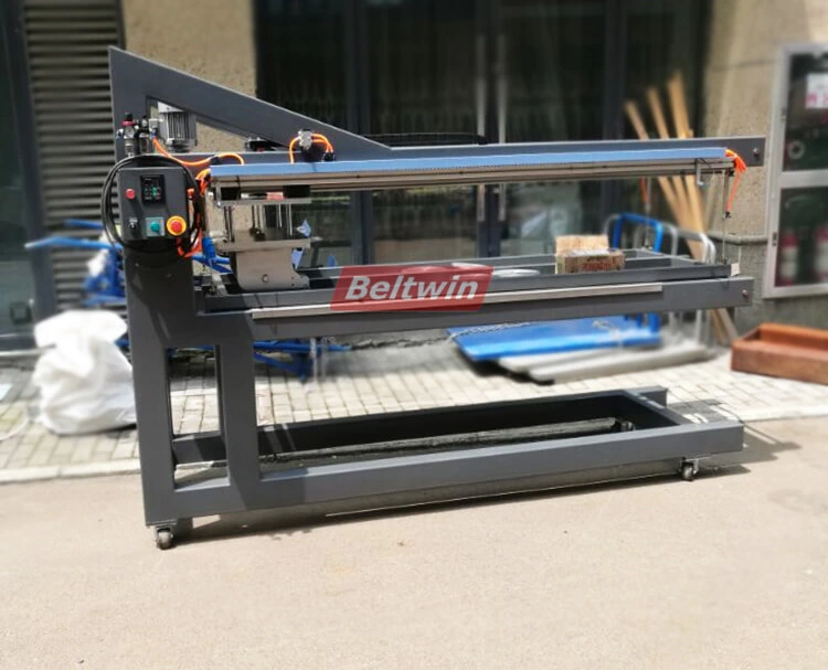 Beltwin Spezielle kundenspezifische Stollenschweißmaschine für 1500 mm breite PVC/PU-Gürtel