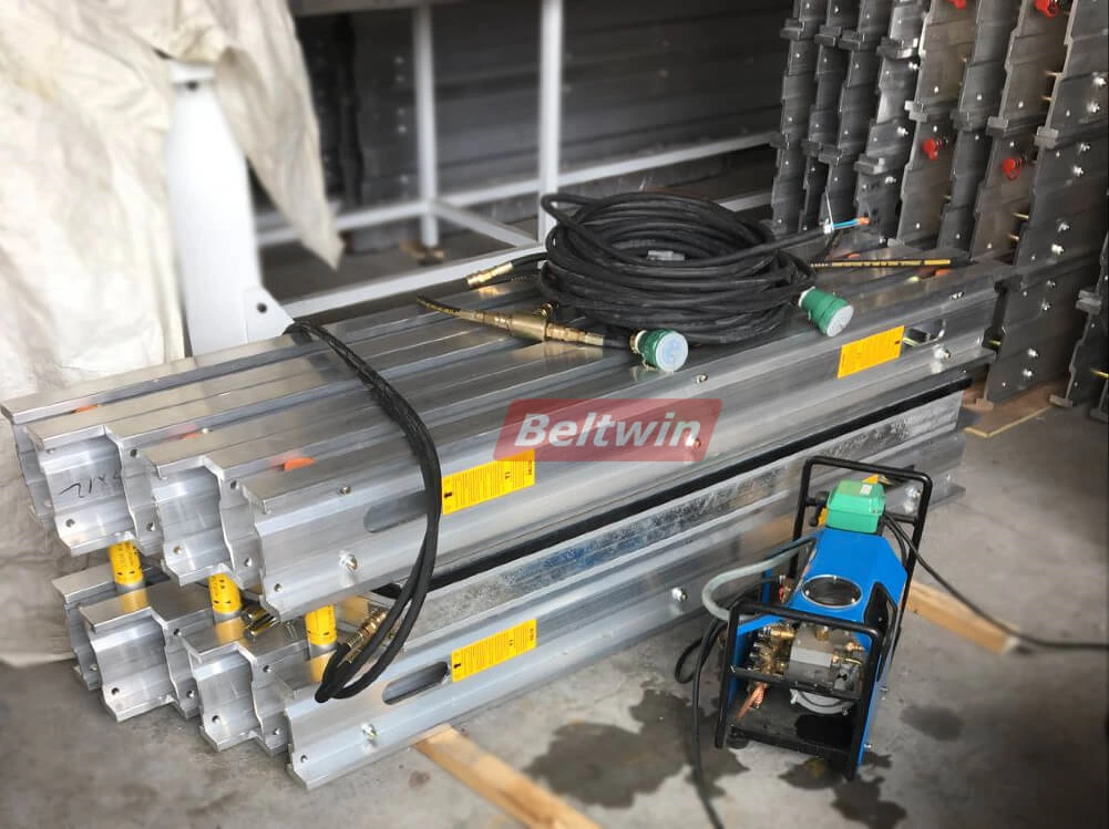 Beltwin Sectional Type DSLQ-S 610 x 1400 mm, 200 PSI Lieferung nach Chile