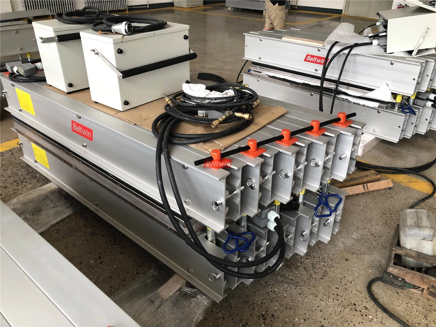 Beltwin Gummiband-Vulkanisierer für 1400-mm-Gürtel