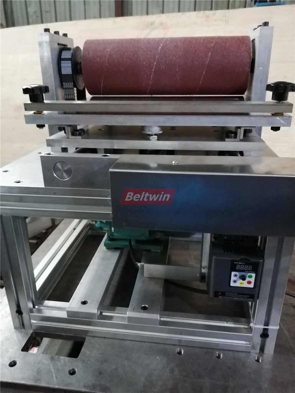 Förder- und Antriebsriemen / Bandschälmaschine 150-600 mm