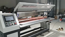 2000mm Automatische Perforiermaschine mit Schutzabdeckung