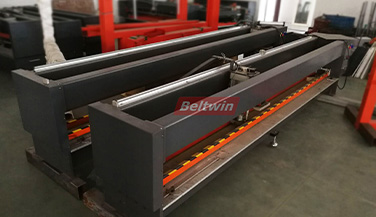 Beltwin PVC/PU Bandmaschinen Lieferung nach Großbritannien.