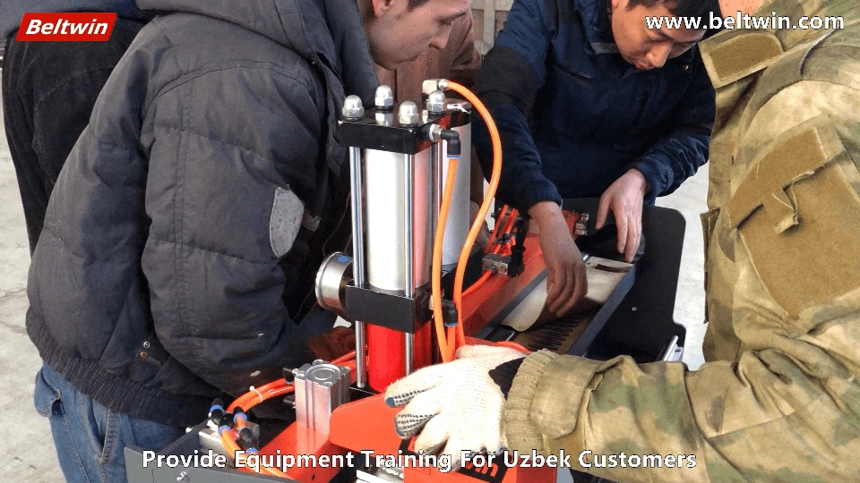 Training in Usbekistan für pneumatische Fingerstanze