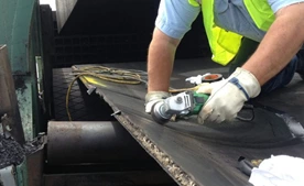 Wie man ein Gummiförderband spleißt