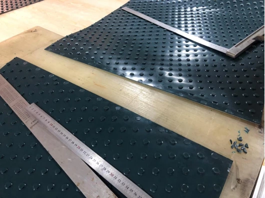 So spleißen Sie PVC-Fördergurte mit runden Stollen