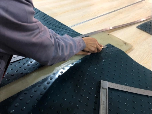 So spleißen Sie PVC-Fördergurte mit runden Stollen