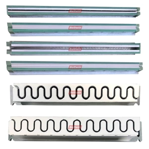 Formen von Förderbandstollenführung, Seitenwand und Profilen für das Hochfrequenz-Bandschweißen