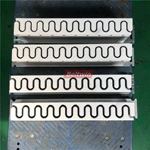 Formen von Förderbandstollenführung, Seitenwand und Profilen für das Hochfrequenz-Bandschweißen