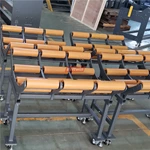 Gestell mit Rollen für Rollen aus PVC-PU-Förderbandmaterial