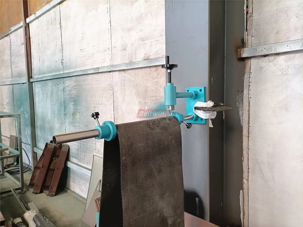 Manuelles Schneidegerät für Zahnriemen