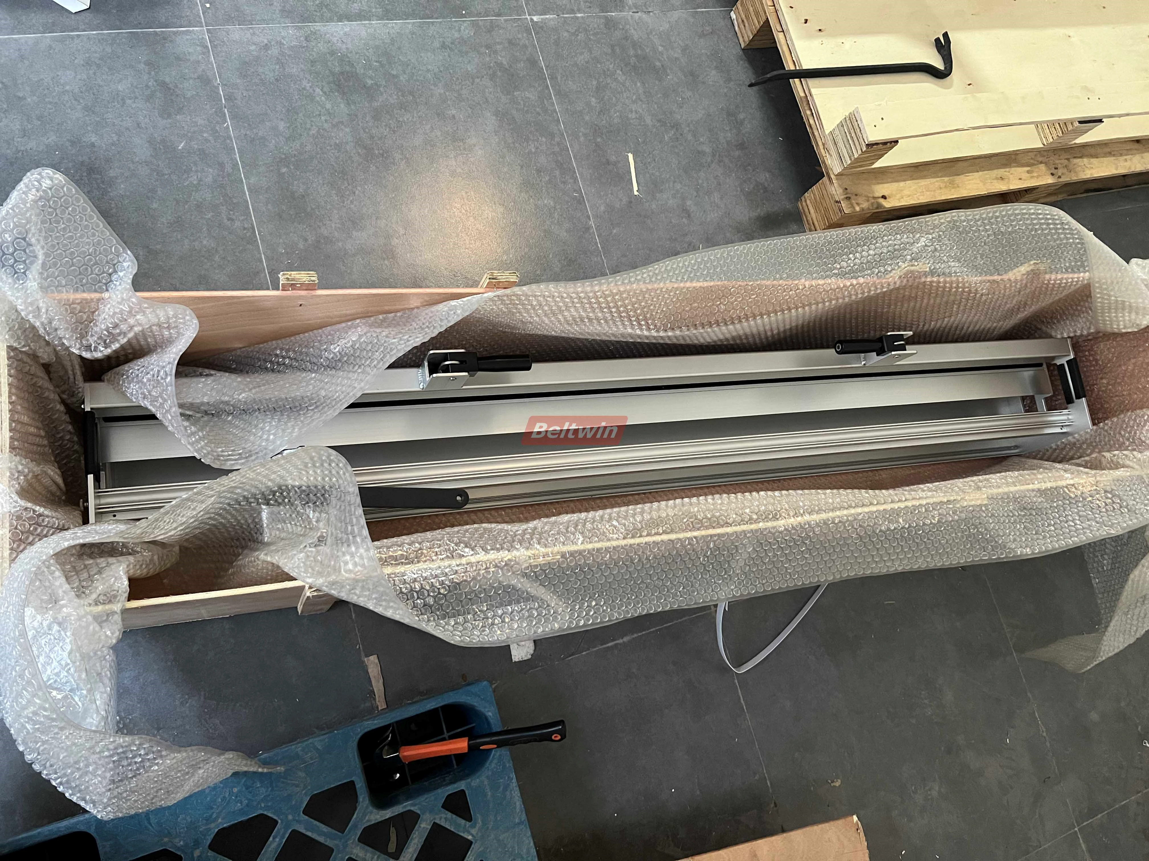 Roller Lacer mit elektrischer Bohrmaschine KA600-1500 für mechanische Spleiße von Förderbändern