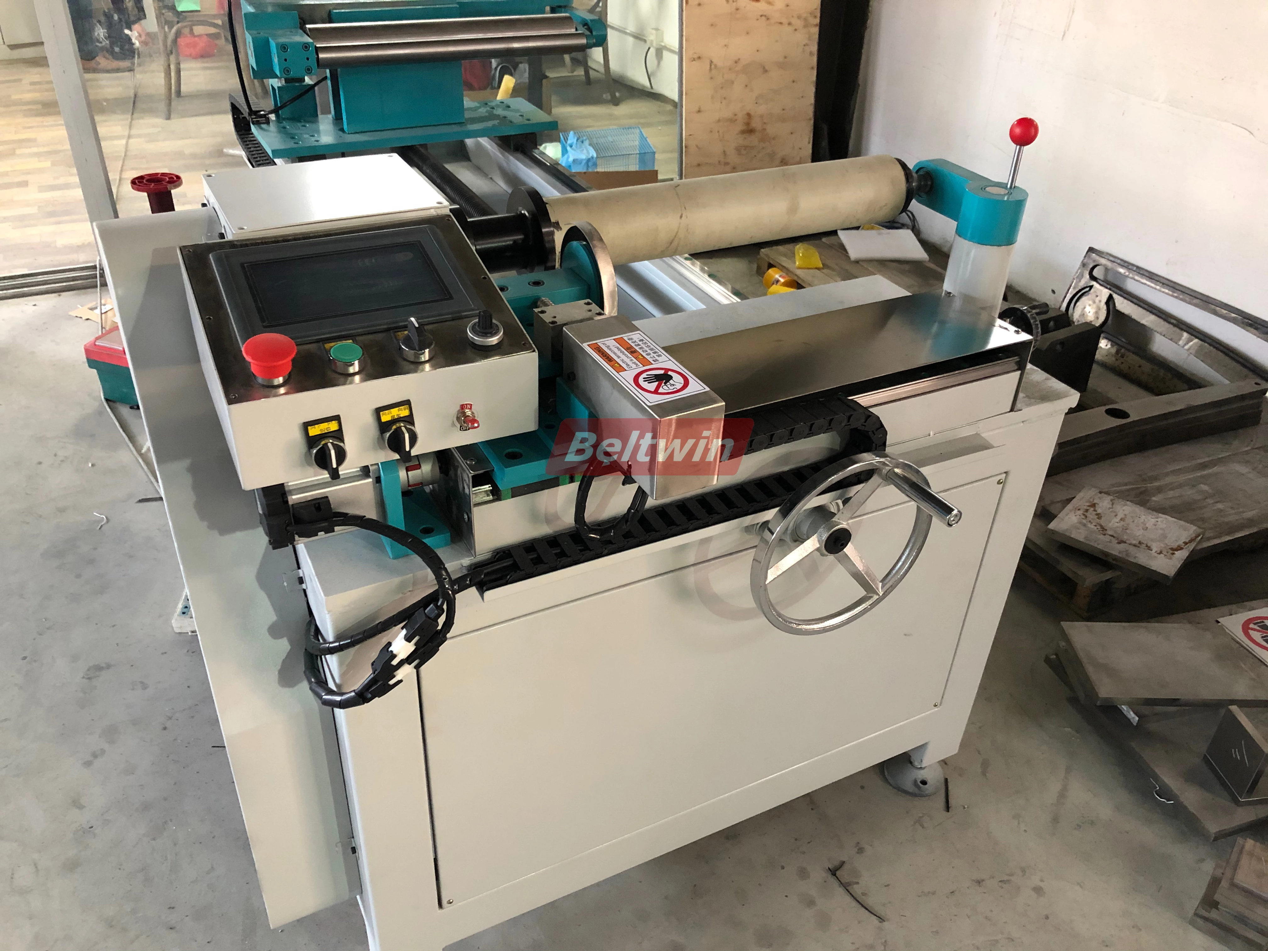 Zahnriemenschneidemaschine/Endlos-Riemenschneider (vollautomatisch)