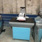 Zahnriemen-Finger-Stanzmaschine