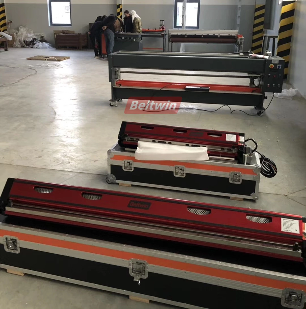 Warum sollten Sie sich für einen automatischen Fingerstanzer zum Stanzen von Fingern auf PVC / PU-Bändern entscheiden?