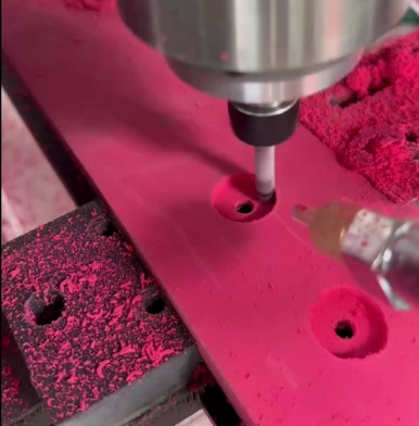 Zahnriemen-Perforiermaschine TD200T & TD500T