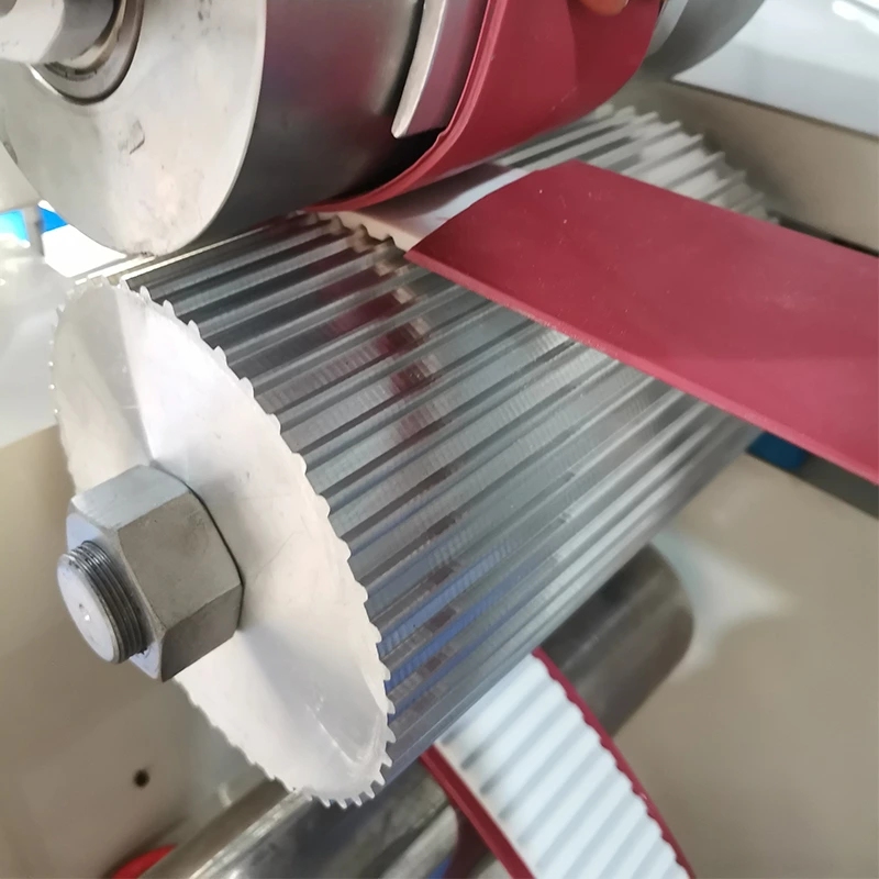 PU-Zahnriemenbeschichtungsmaschine QC180C